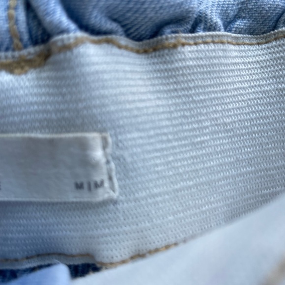 Stretchy Paperbag Shorts! - Picture 2 of 3